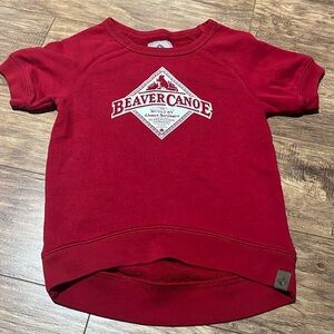 Beaver canoe red short sleeve sweater top